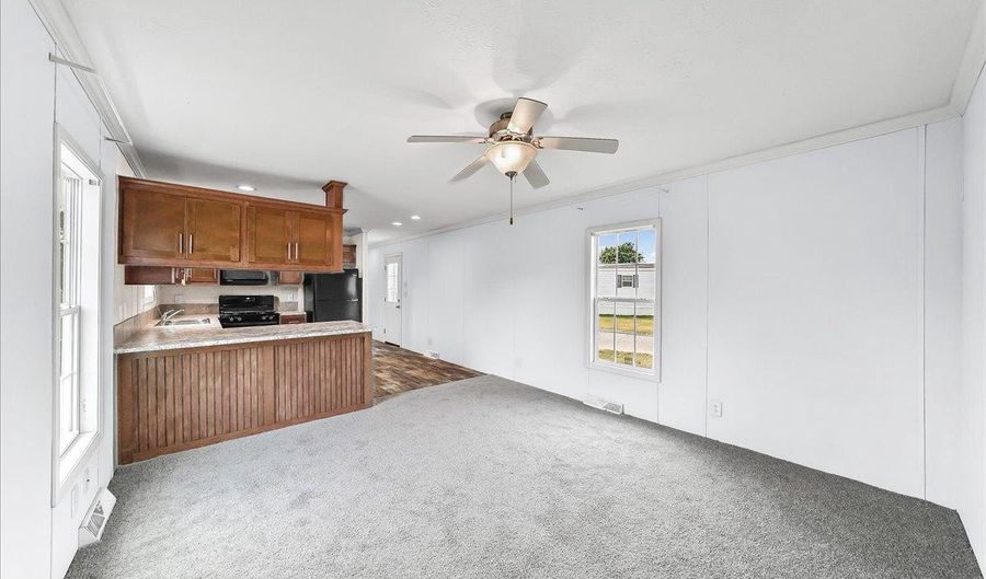 1061 S LITTLE CREEK Rd 92, Dover, DE 19901 - 3 Beds, 2 Bath