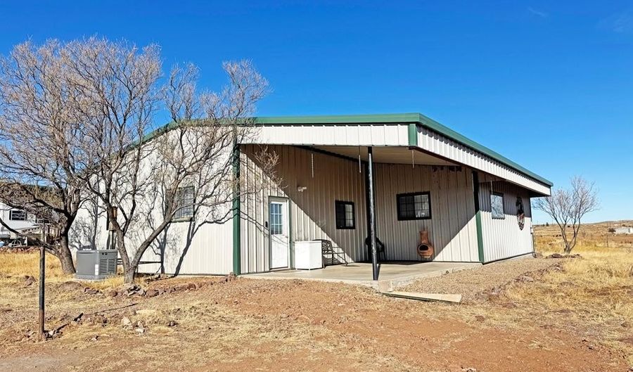 47320 S Hwy 118, Alpine, TX 79830 - 2 Beds, 2 Bath