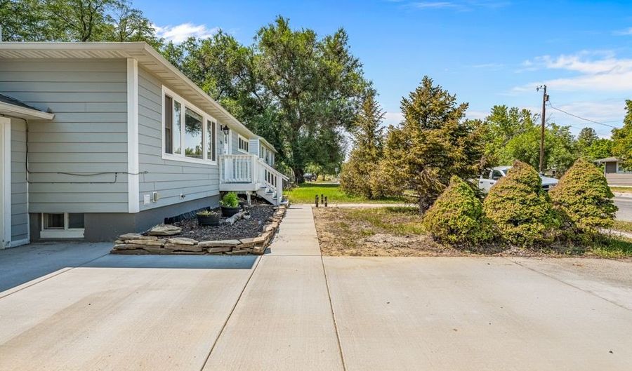 1736 Lewis Ave, Billings, MT 59102 - 4 Beds, 2 Bath