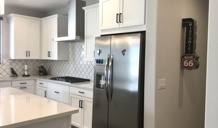 10959 W MELVIN St W, Avondale, AZ 85323 - 3 Beds, 2 Bath