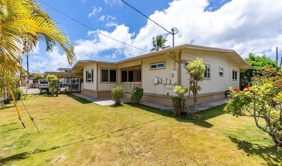 734 Kaipii St, Kailua, HI 96734 - 5 Beds, 3 Bath