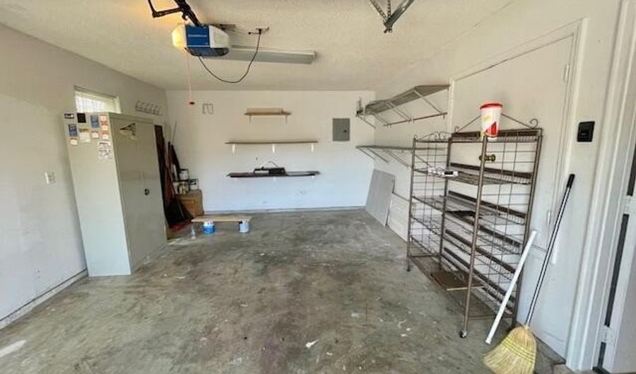4081 Groveland Rd, Ocean Springs, MS 39564 - 3 Beds, 2 Bath