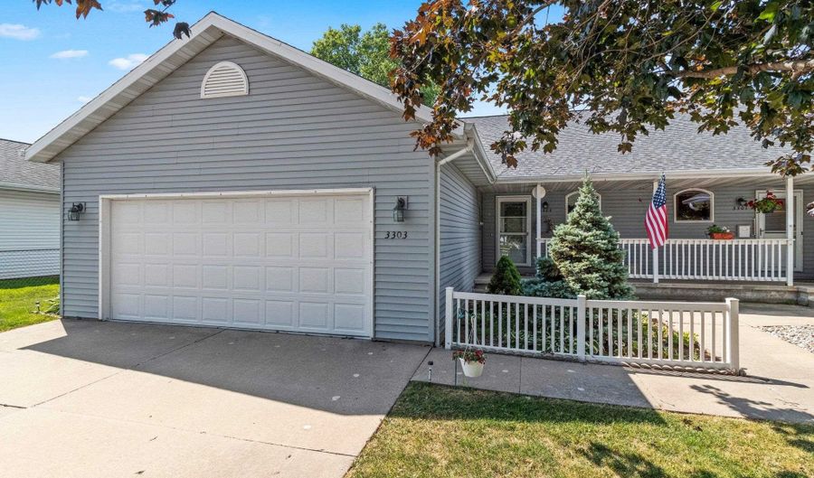 3303 E HEIDEMANN Dr, Appleton, WI 54915 - 3 Beds, 2 Bath