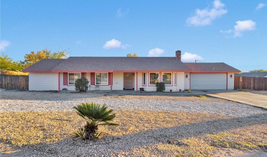 13167 Olathe Rd, Apple Valley, CA 92308 - 4 Beds, 2 Bath