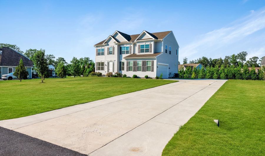1022 FAWN HAVEN Walk, Dover, DE 19901 - 4 Beds, 3 Bath