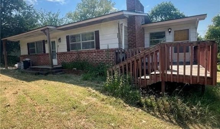 8536 SE 72nd St, Baxter Springs, KS 66713 - 2 Beds, 1 Bath