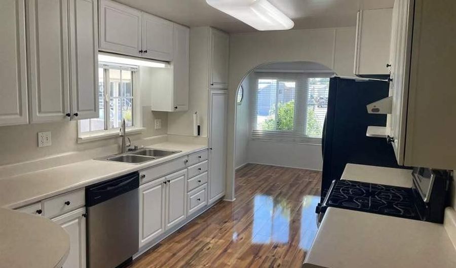 1120 E Mission Rd. Sp 39, Fallbrook, CA 92028 - 2 Beds, 2 Bath