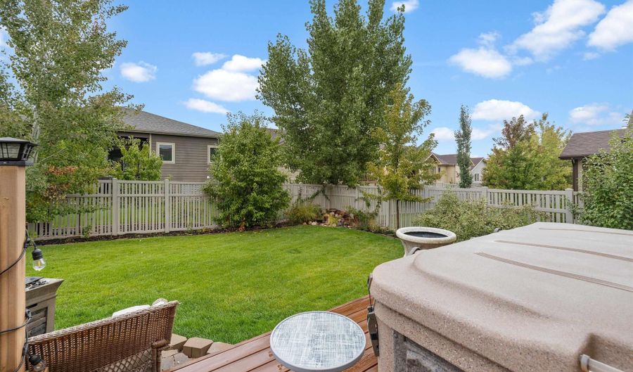 5250 Waterford, Casper, WY 82609 - 5 Beds, 3 Bath