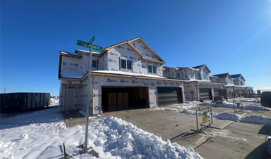 205 NE Doe Pointe Ln, Ankeny, IA 50021 - 3 Beds, 3 Bath