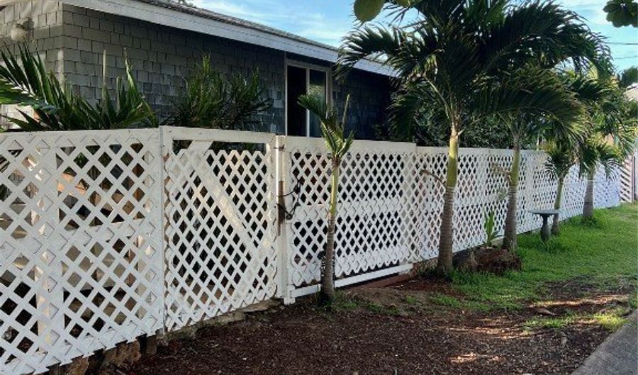 53-23 Pokiwai Pl, Hauula, HI 96717 - 2 Beds, 1 Bath