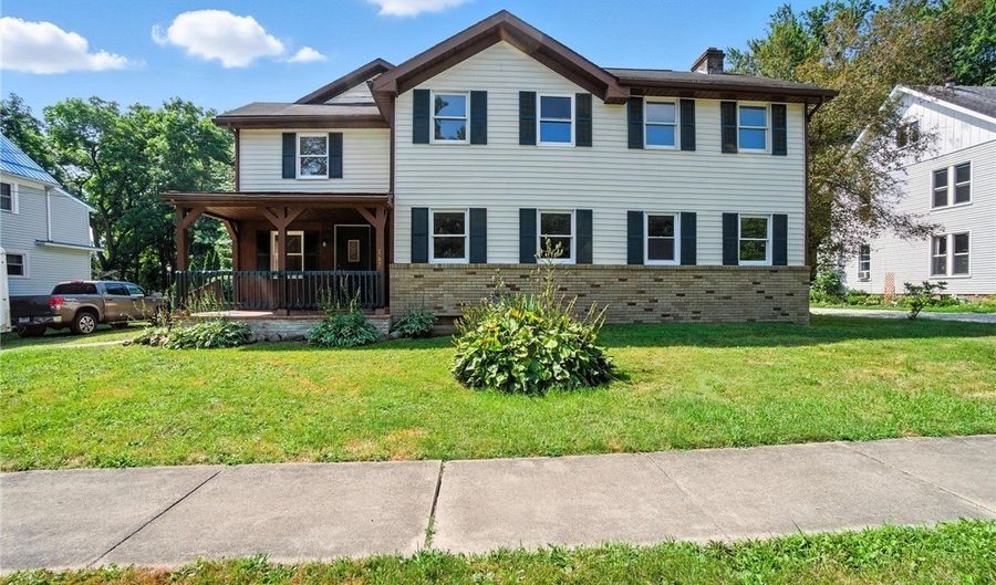 167 Hickory St, Andover, OH 44003 - 5 Beds, 2 Bath