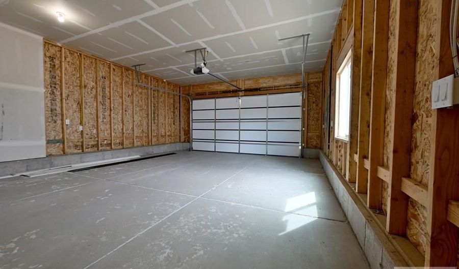 4668 Satire Dr, Ammon, ID 83406 - 3 Beds, 2 Bath