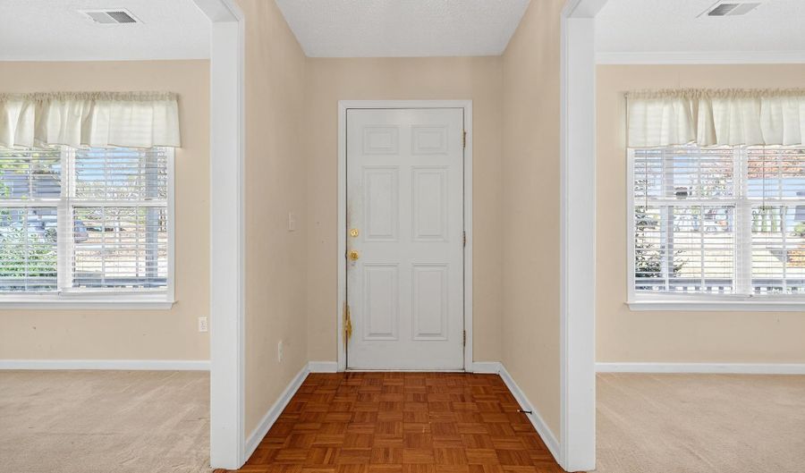 353 Marble Ln, Boiling Springs, SC 29316 - 3 Beds, 3 Bath