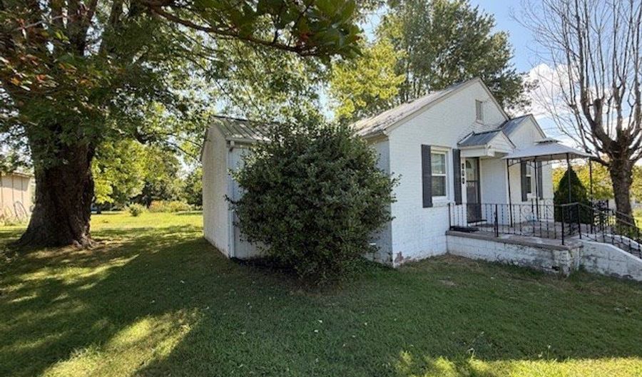 146 Dry Valley Rd, Algood, TN 38506 - 2 Beds, 2 Bath