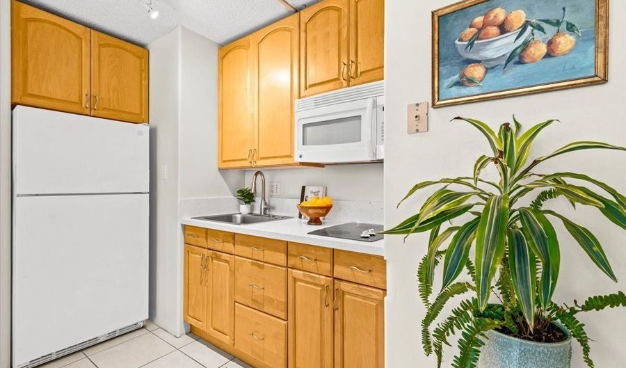 929 Ahana St 303, Honolulu, HI 96814 - 0 Beds, 1 Bath