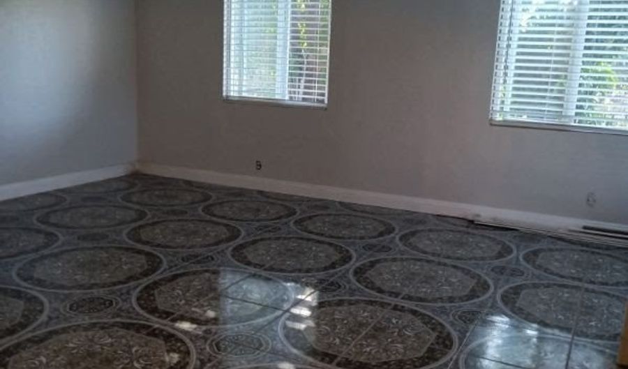 2506 E 130th St, Compton, CA 90222 - 4 Beds, 2 Bath