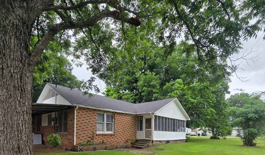 301 Old Plain Dealing Rd, Benton, LA 71006 - 3 Beds, 2 Bath