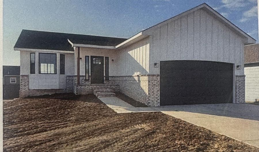 814 W Mourning Dove, Andover, KS 67002 - 5 Beds, 3 Bath