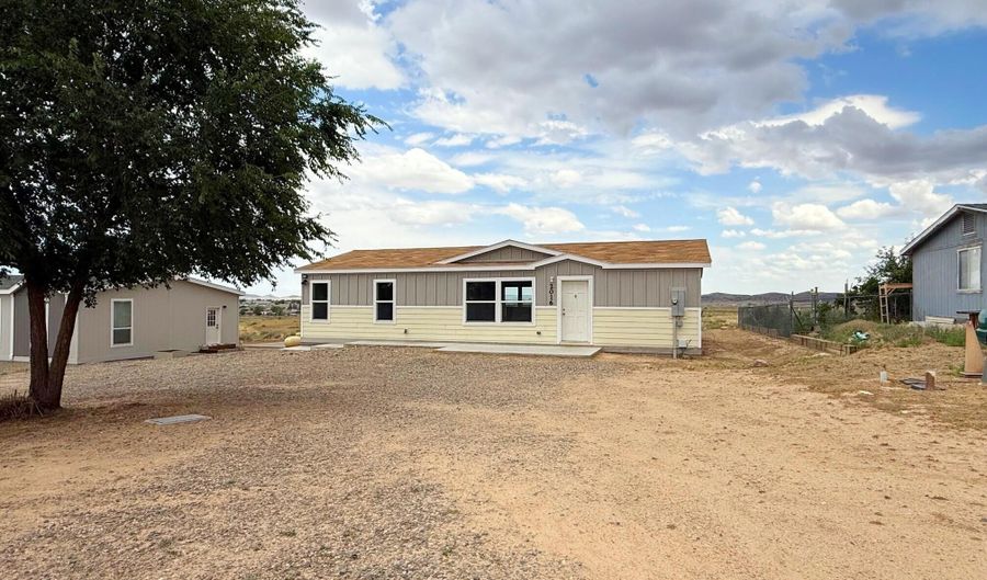 2016 N Road 2, Chino Valley, AZ 86323 - 3 Beds, 2 Bath