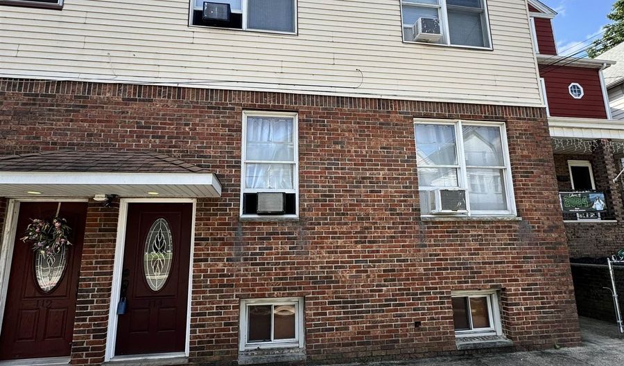 114 W 4TH St 3, Bayonne, NJ 07002 - 2 Beds, 1 Bath