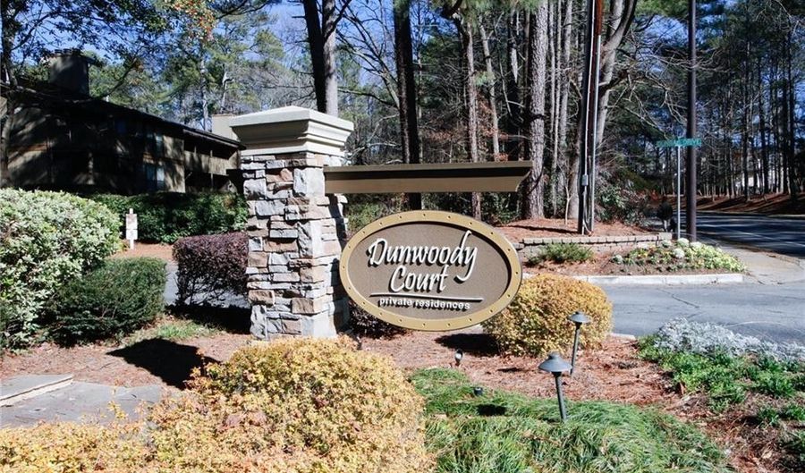 909 Dunbar Dr, Dunwoody, GA 30338 - 1 Beds, 1 Bath