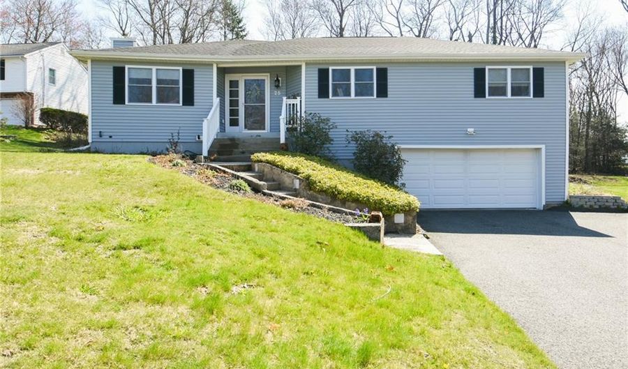 25 Blansfield Ln, Wolcott, CT 06716 - 3 Beds, 2 Bath