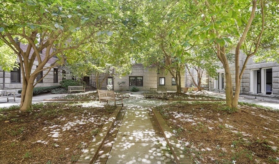 771 Harrison Ave 208, Boston, MA 02118 - 1 Beds, 2 Bath