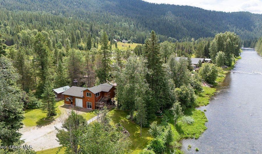 5574 Moyie River Rd, Bonners Ferry, ID 83805 - 2 Beds, 2 Bath