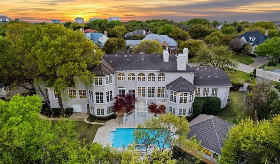 14809 Hampton Ct, Addison, TX 75254 - 7 Beds, 9 Bath