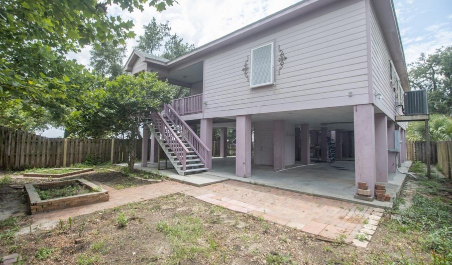126 Miramar Ave, Biloxi, MS 39530 - 3 Beds, 2 Bath