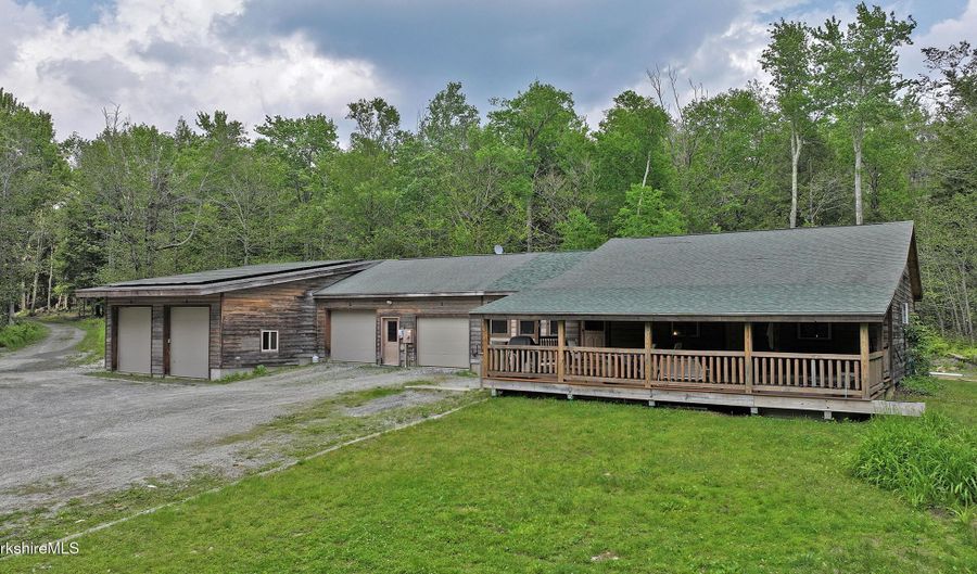 289 Algerie Rd, Becket, MA 01223 - 3 Beds, 3 Bath