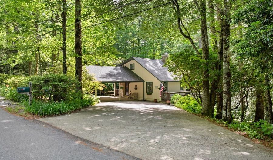 145 Mount Lori Dr, Highlands, NC 28741 - 3 Beds, 3 Bath