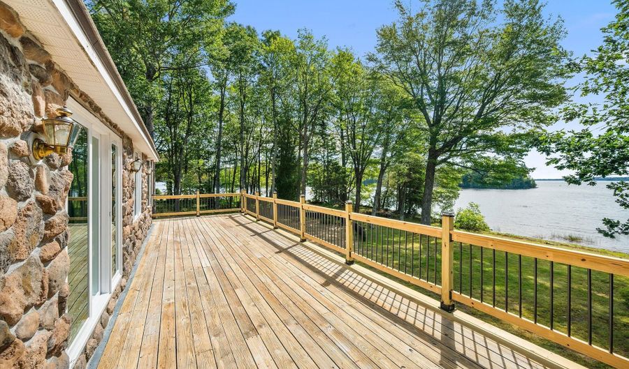 47 Chase Rd, Baileyville, ME 04694 - 4 Beds, 3 Bath