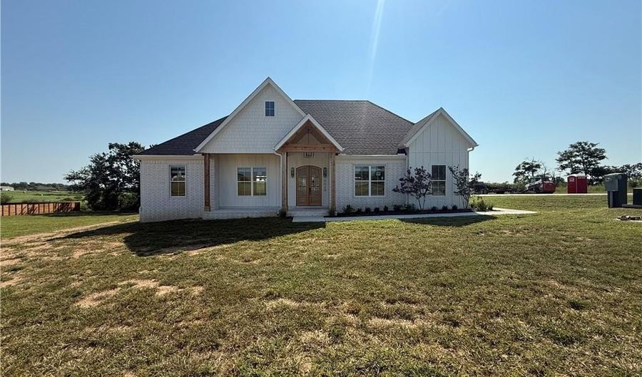 5020 Logan Dr, Bentonville, AR 72713 - 4 Beds, 4 Bath