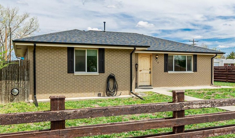710 4th St, Bennett, CO 80102 - 3 Beds, 2 Bath