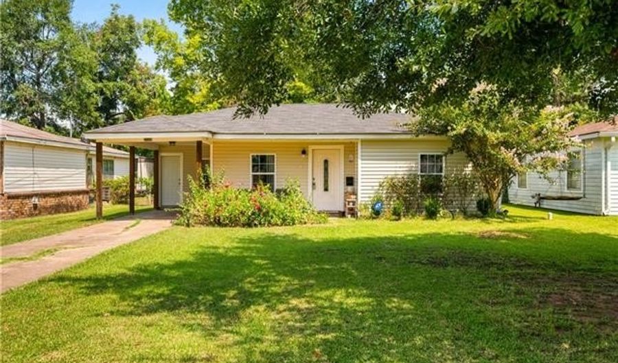 2119 WETTERMARK St, Alexandria, LA 71301 - 2 Beds, 1 Bath