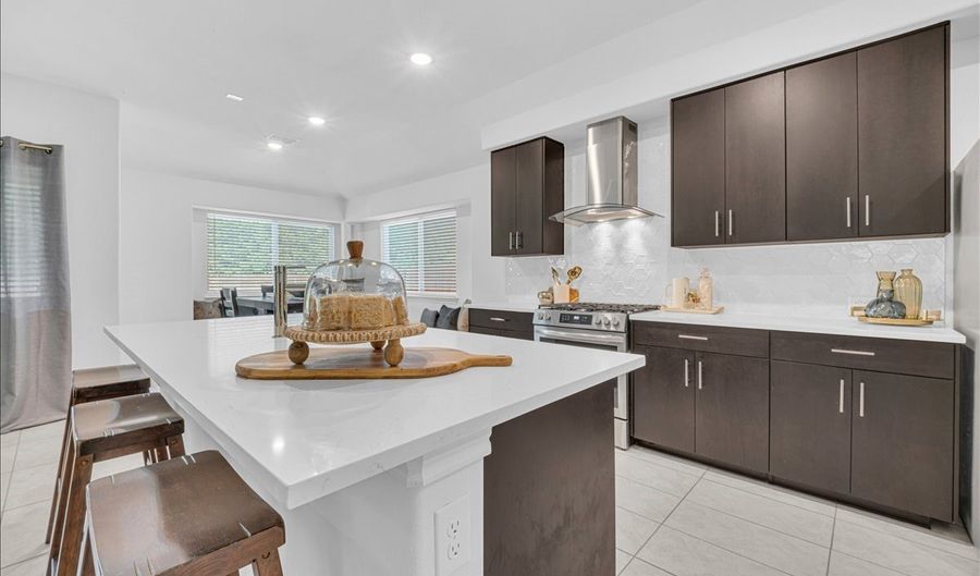317 Rock Sparrow Ln, Alvarado, TX 76009 - 3 Beds, 2 Bath