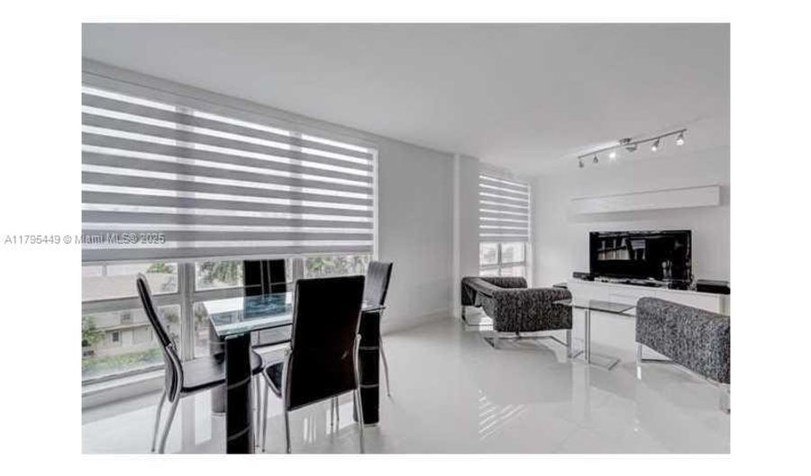 9800 W Bay Harbor Dr 507, Bay Harbor Islands, FL 33154 - 1 Beds, 2 Bath