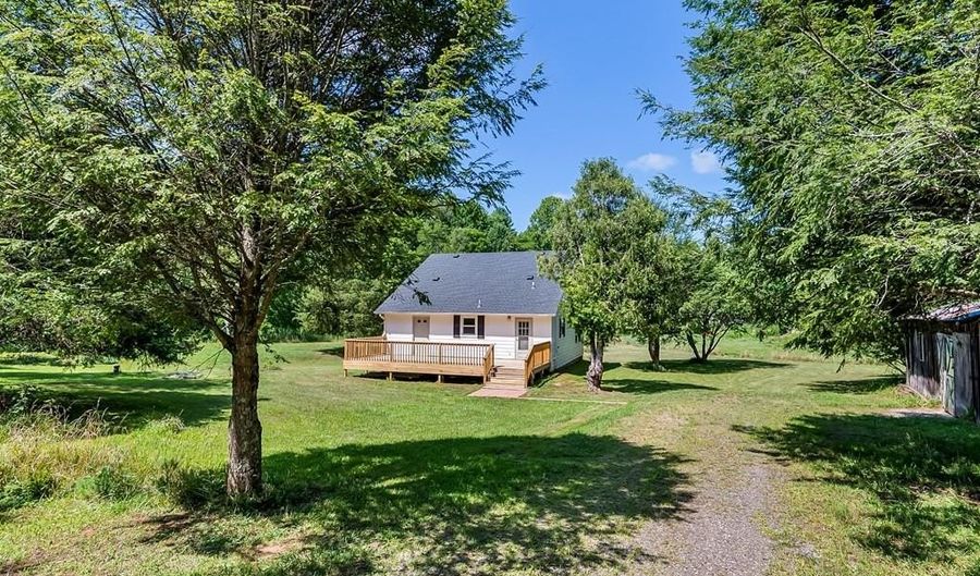 309 Timber Rd, Barren Springs, VA 24313 - 3 Beds, 2 Bath