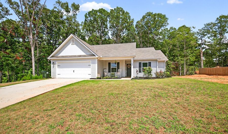 151 Rolling Woods, Hull, GA 30646 - 4 Beds, 3 Bath