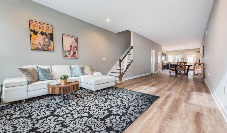 826 EDMONDSON Ave, Baltimore, MD 21201 - 3 Beds, 3 Bath