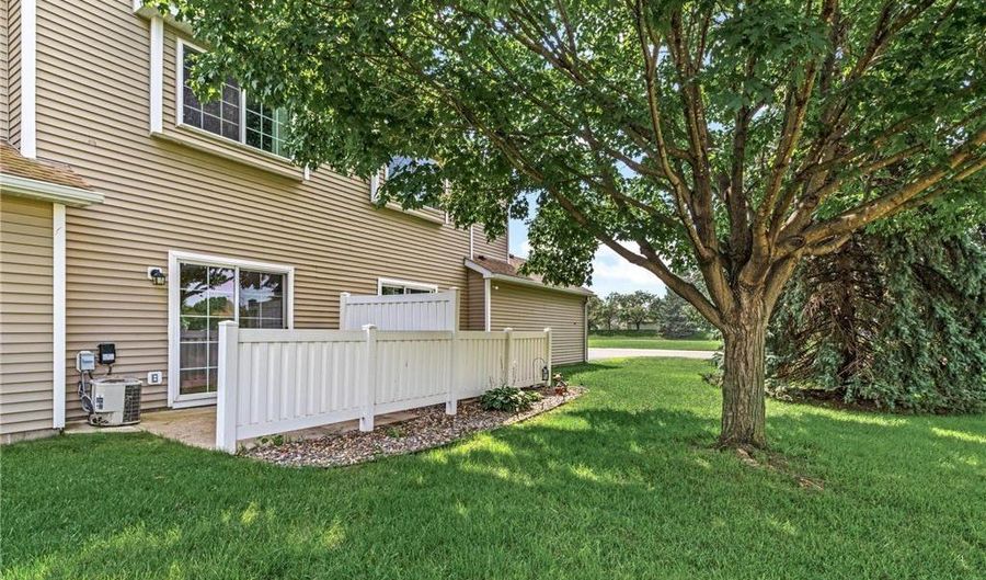 6414 158th St W 201, Apple Valley, MN 55124 - 2 Beds, 2 Bath