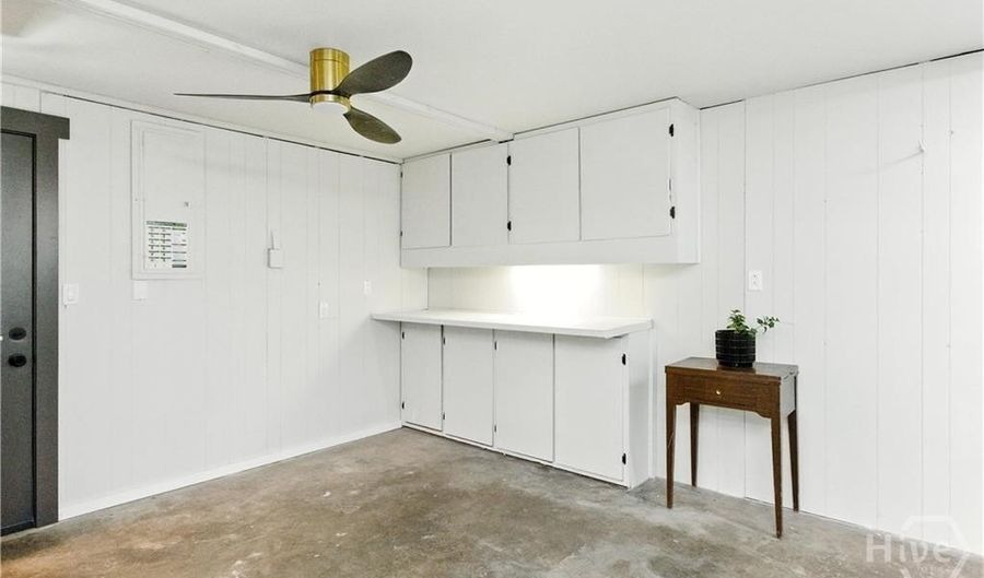 6 Spanish Moss Ct, Savannah, GA 31419 - 3 Beds, 2 Bath
