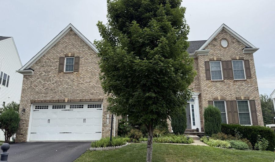 26038 BLACKBERRY Knl, Aldie, VA 20105 - 5 Beds, 5 Bath