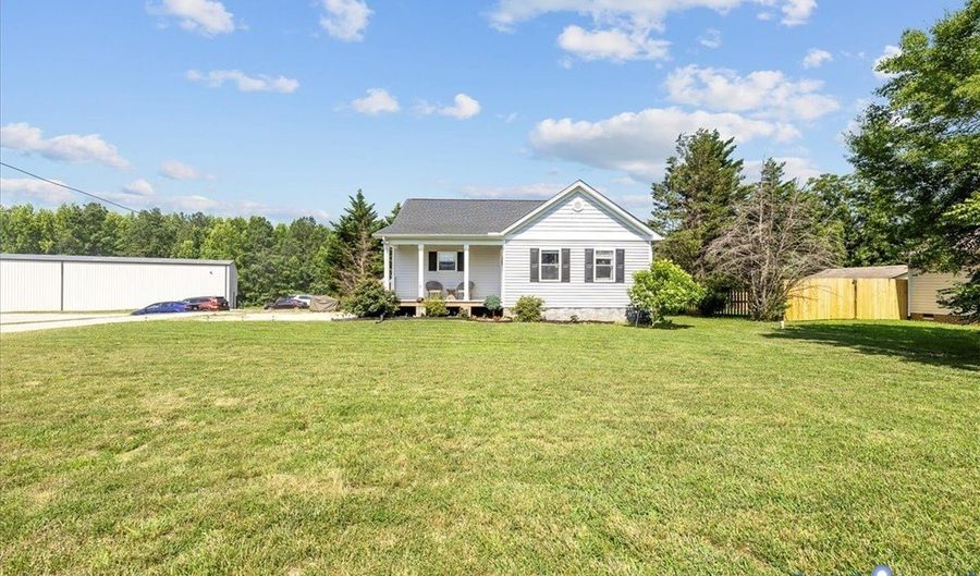 9200 Pridesville Rd, Amelia, VA 23002 - 3 Beds, 2 Bath