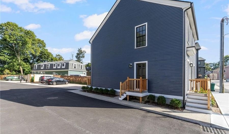 32 Exchange St A1, East Greenwich, RI 02818 - 1 Beds, 1 Bath