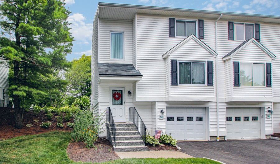 10 South St 85, Danbury, CT 06810 - 2 Beds, 2 Bath