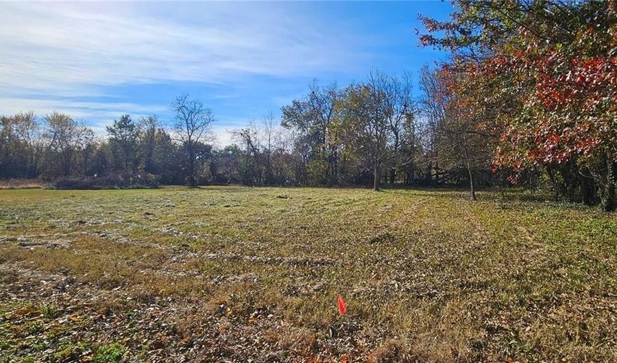 408 S Pine St, Arma, KS 66712 - 3 Beds, 2 Bath