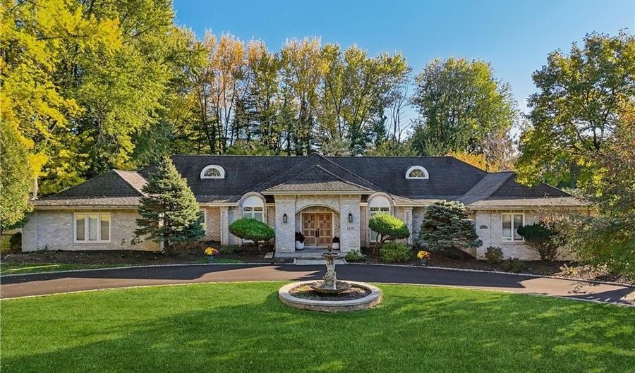 2270 Bishop Rd, Allentown, PA 18103 - 3 Beds, 4 Bath