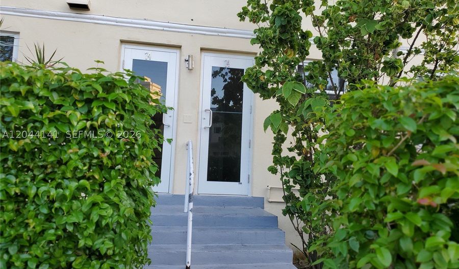 10074 E Bay Harbor Dr 74A, Bay Harbor Islands, FL 33154 - 1 Beds, 1 Bath